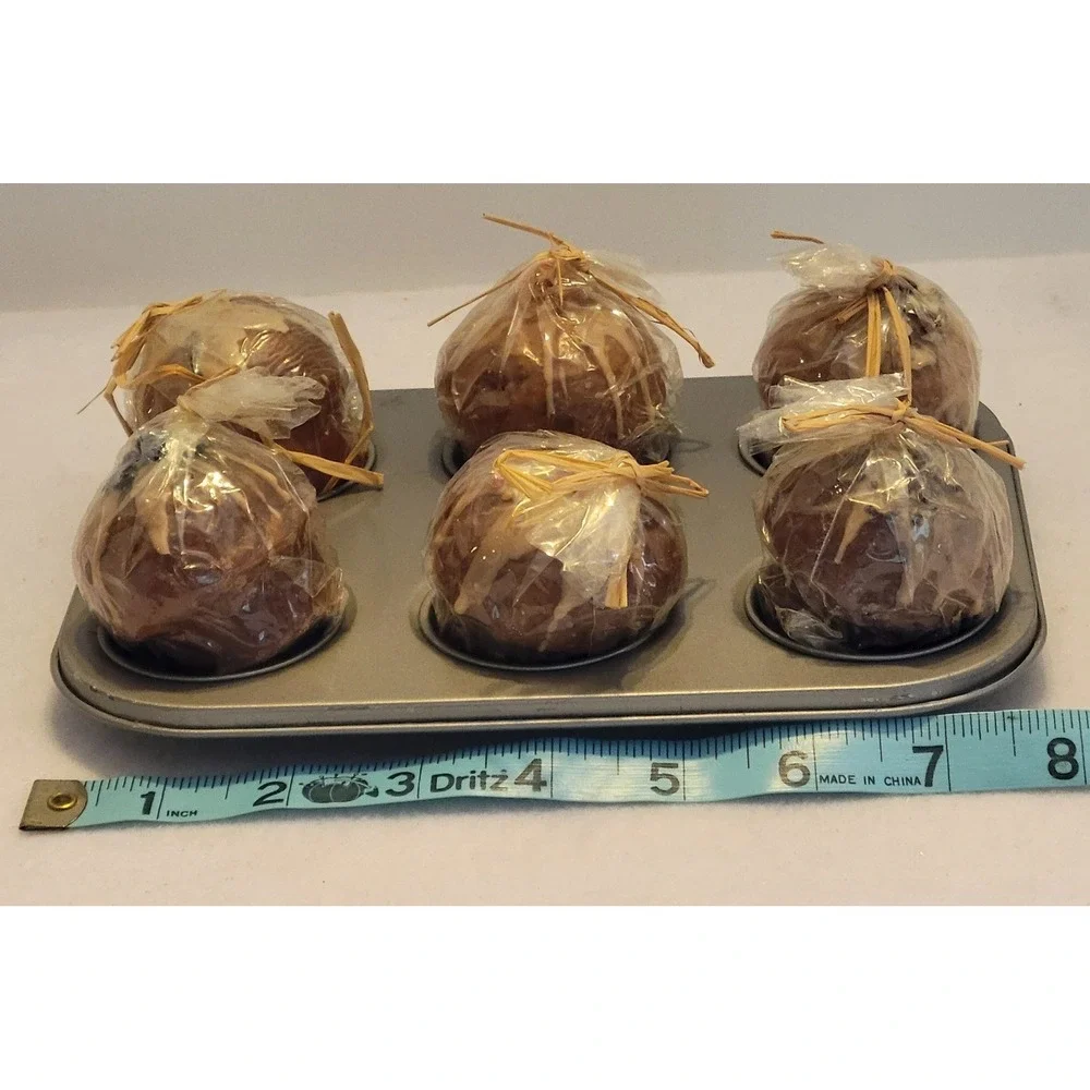 VTG Faux Muffin 6 Candle Set Mini Baking Pan Rustic‎ Cottagecore Farmhouse Decor